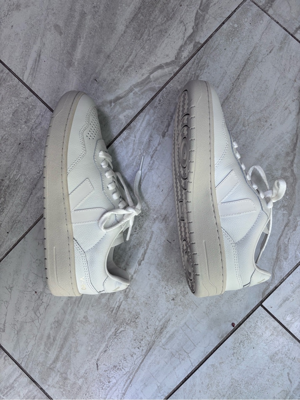 Veja White Leather Sneakers for Women - Picture 2 of 5